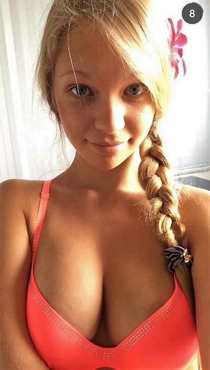 hot blonde teen 1