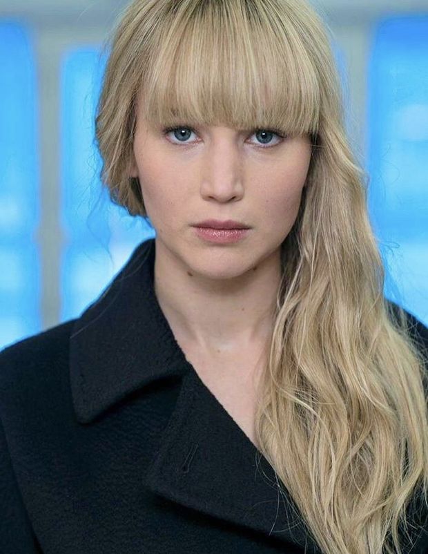 Jennifer Lawrence showed up at my place with lingerie under this coat