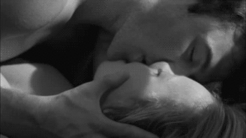 gif hotwife: preguntas obvias gif hotwife: preguntas obvias