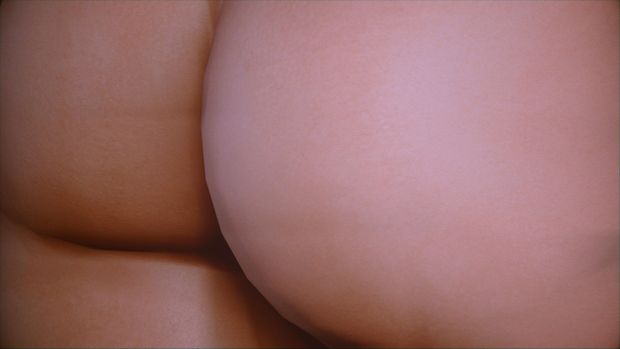 Lara’s Ass