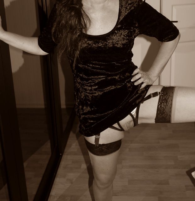Swedish Hotwife