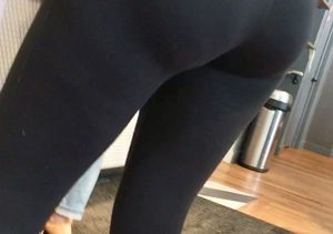 Leggings voyeur