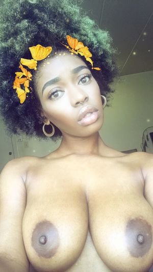ebony snap