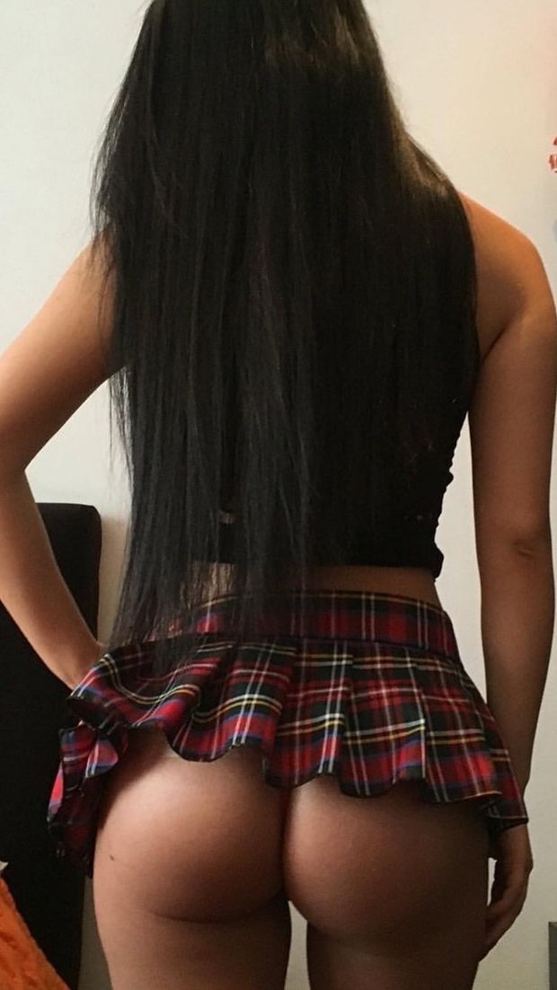 latina ass