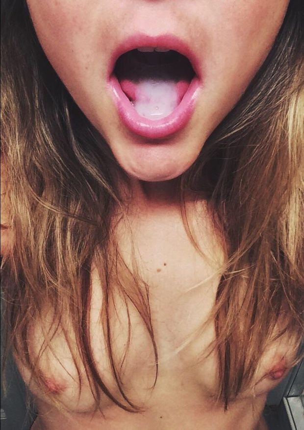 Tongue kiss