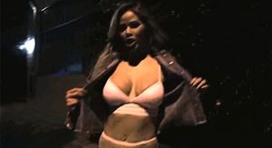 Jessa Rhodes has it so she flaunts it