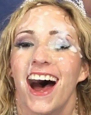 Hillary Scott happily looks for more jism