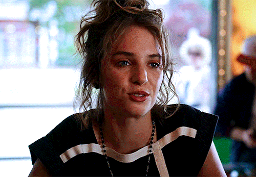 Maya Hawke -ST3