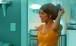 Marisa Tomei Letting Down Her Hair