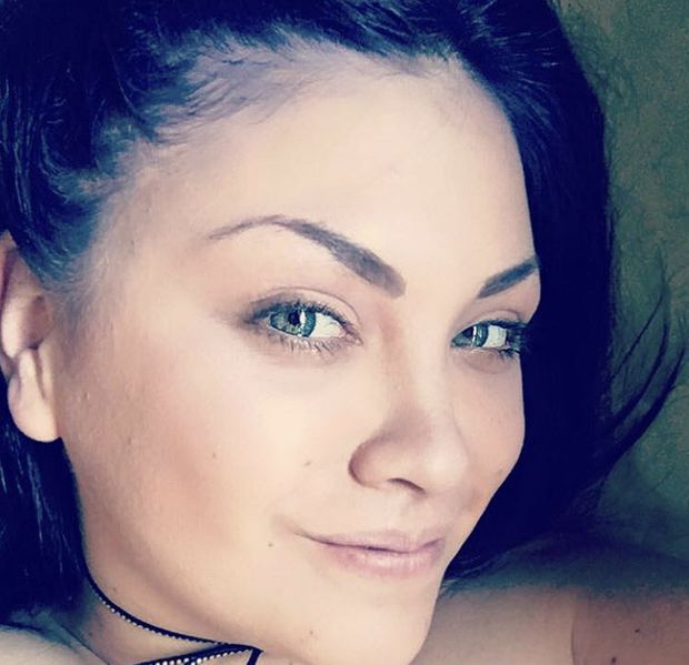 Ex girlfriend took selfie before I ate her fat juicy pussy
