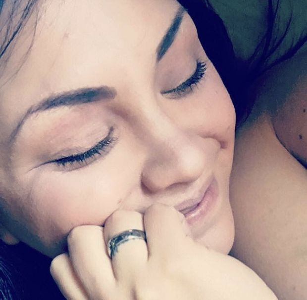 Ex girlfriend loved watching me enjoy the taste of her pussy