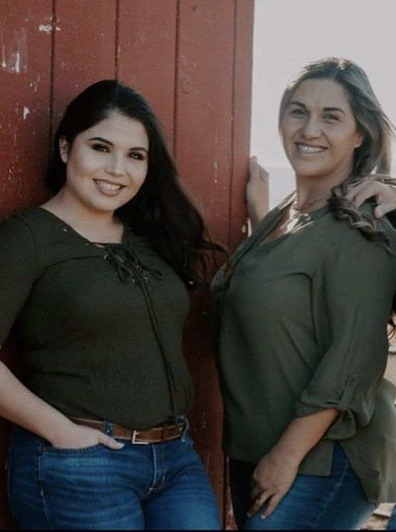 Have me a pair of thick freaks with my girlfriend and her mom