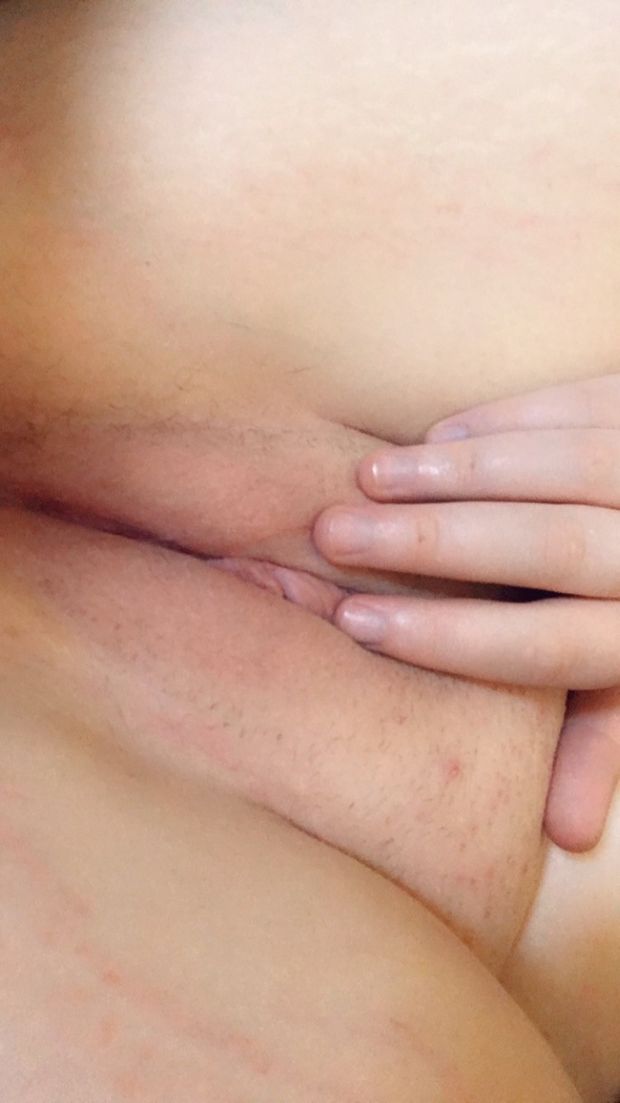 Come fuck my tight pussy.