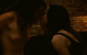 Ellen Page, Samantha Soule – Tales Of The City S01 E02