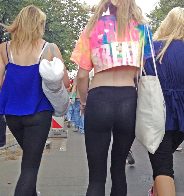 candid ass