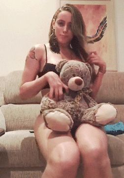 Neighbours daughter gave me a surprise.