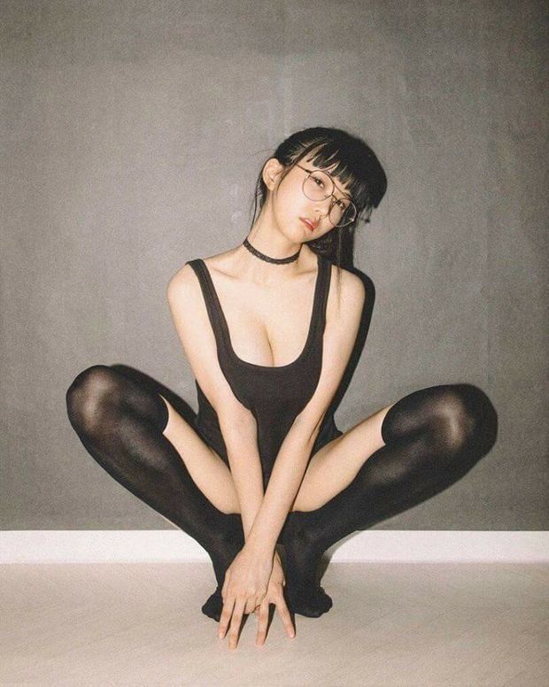 sexy asian glasses