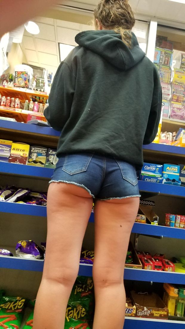 candid ass