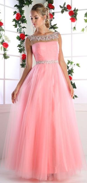 I love that dress.....