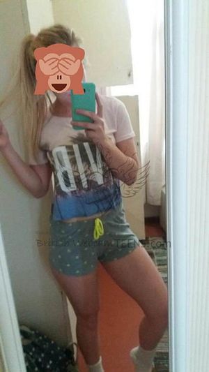 Fitness chav teen shows off her hard work - gym bunny shows hard work pays off