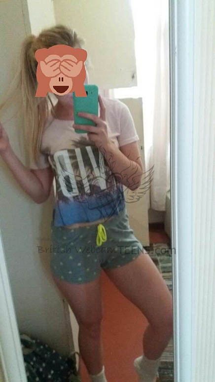 Fitness chav teen shows off her hard work - gym bunny shows hard work pays off
