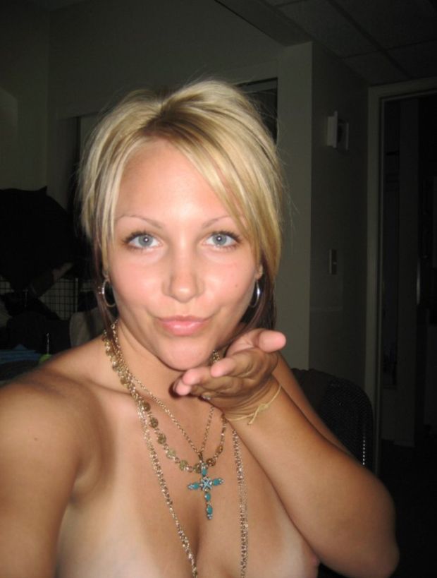 Alexandria27 on Jaft , célibataire, 32 ans, 5'08'', 130 lbs