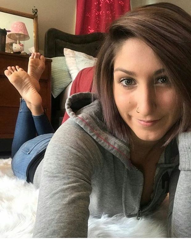 sexy feet