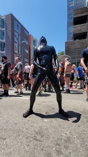 moment of orgasm- I came in public again