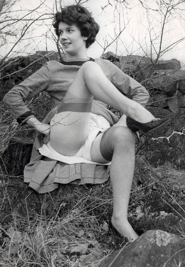 ToCo shirley-holden upskirt