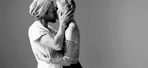 Couple 253-hot make out