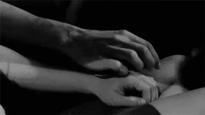 257-hand holding
