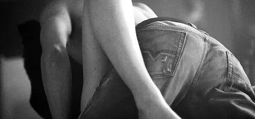 276 - passionate couple