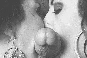 Double licking is so tasty !