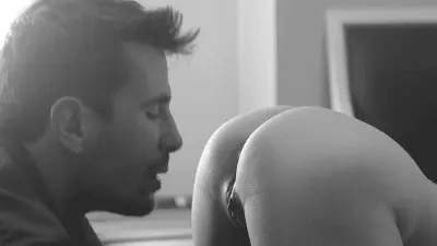 eat her pussy