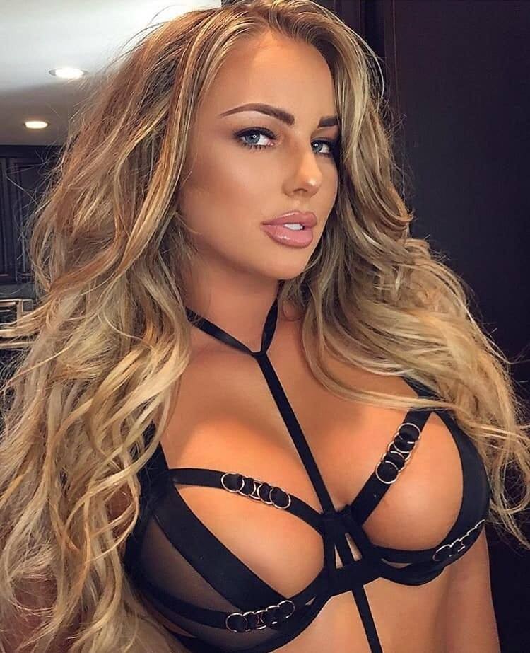 2 hot for this site