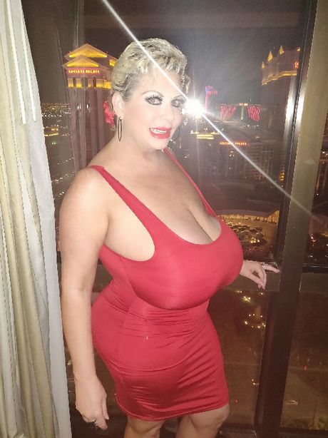 MrMarie - Claudia Marie