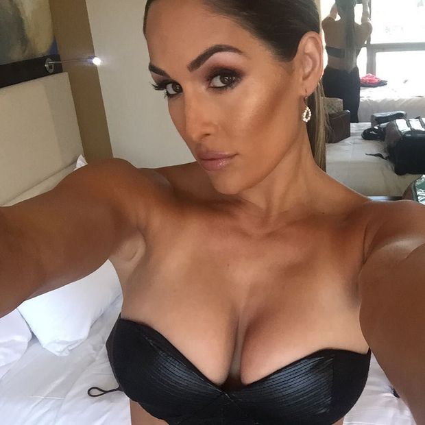 Nikki with the cleavage!