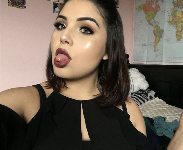 Girlfriend’s tongue skills are improving when she sucks dick
