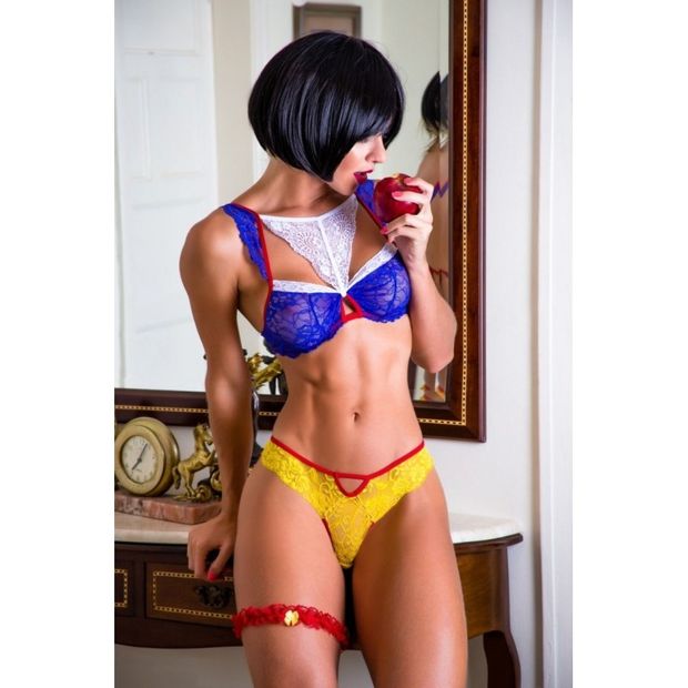 Fit Snow White