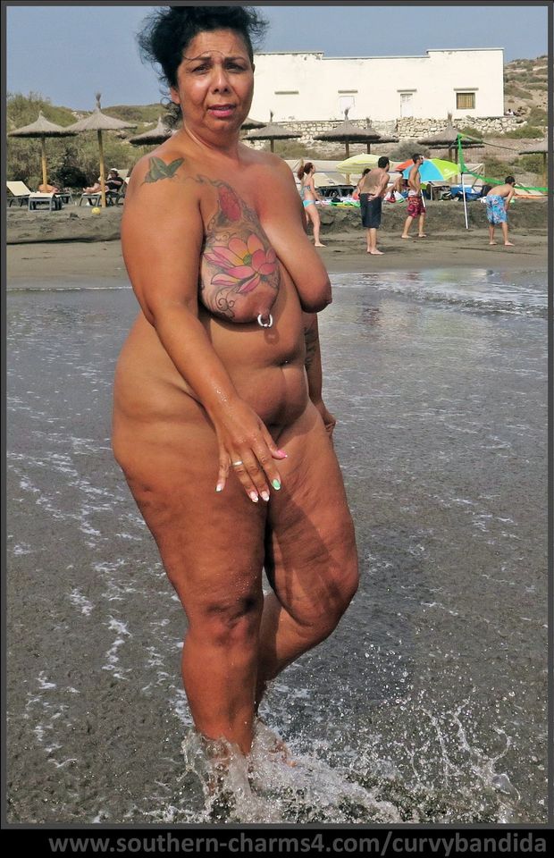 Curvy Bandida