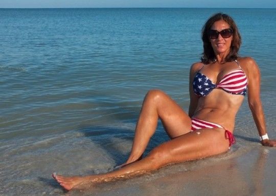 Mom in bikini