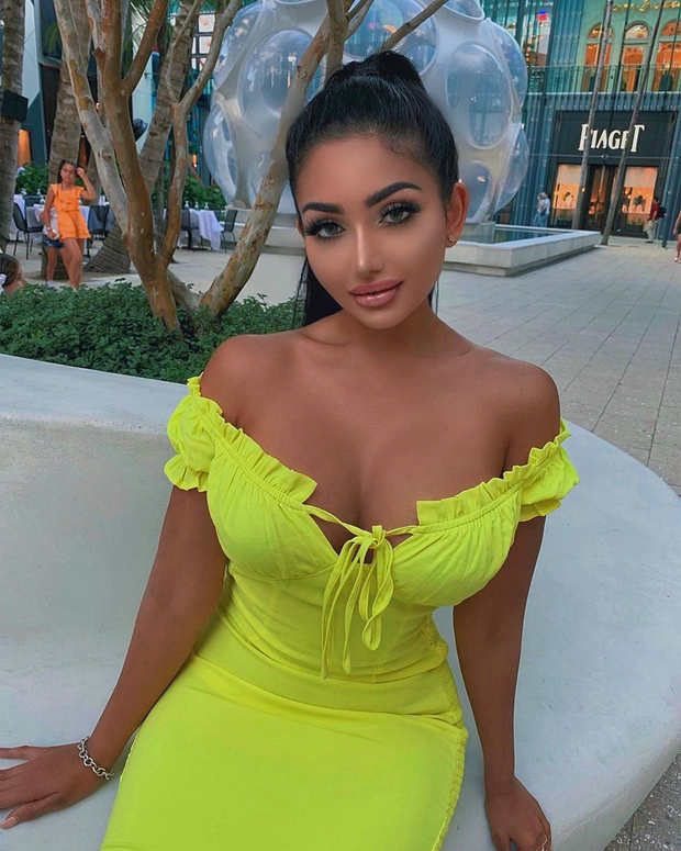Beautiful Slutty Babe
