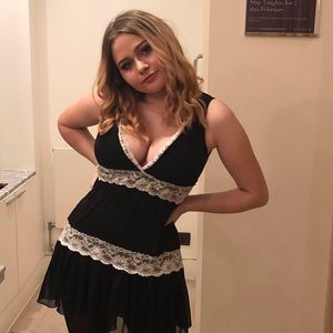 Slutty aria always has her cleavage out