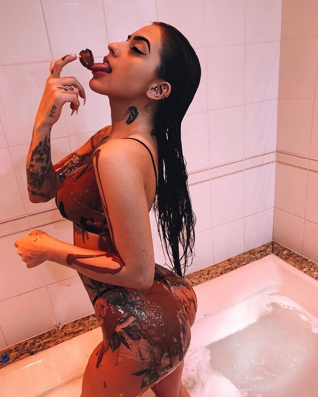 MC Mirella