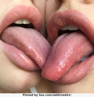 very hot lesbian kissing