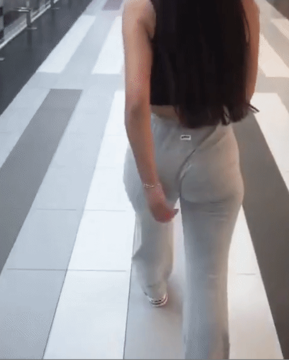 Thicc 18 year old