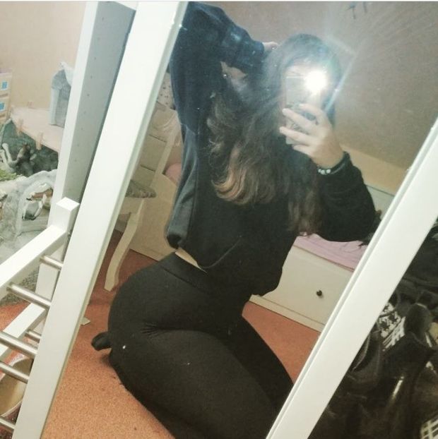 Dumb thicc teen