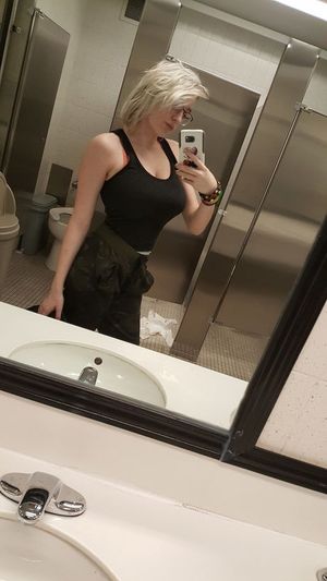 Short haired beauty with stellar tits