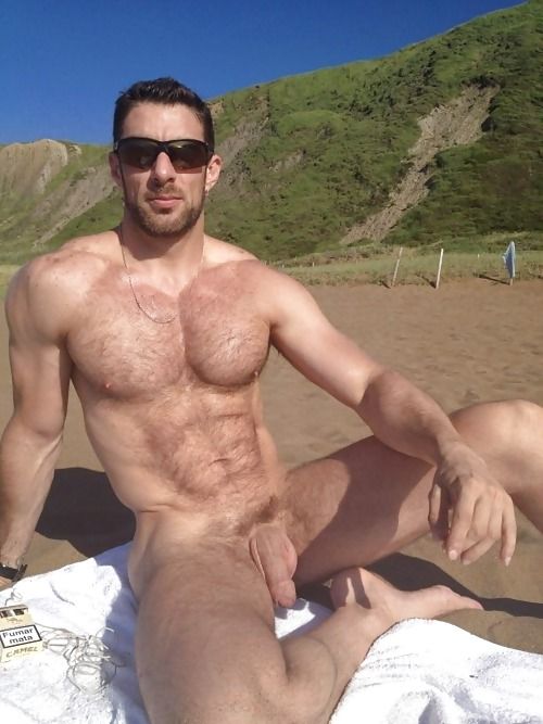 Muscular daddy sunbathing