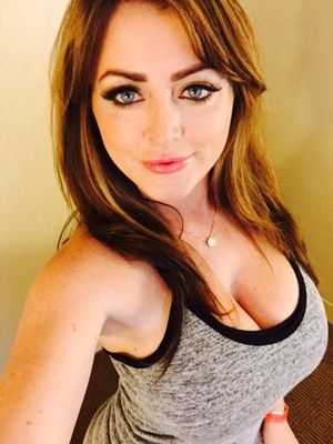 SOPHIE DEE's sexy big boobs cleavage selfshot